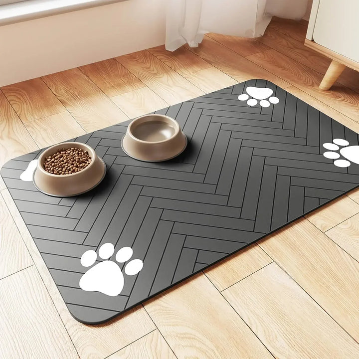 Impeccable Feeding for Your Pet: Absorbent and Waterproof Mat